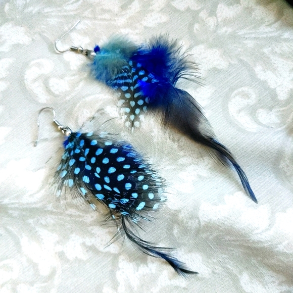 Unique Silver Boho Bird Feather Necklace Set - Picture 6 of 6